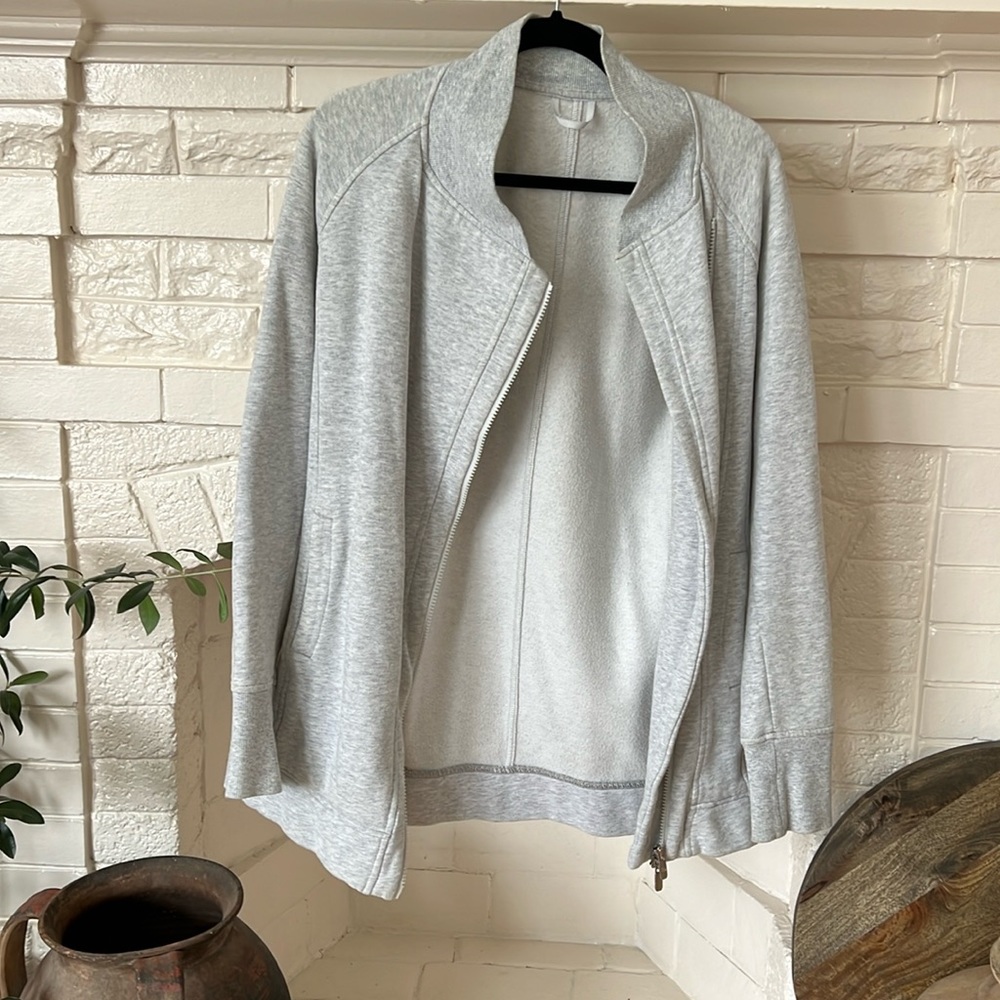 Lululemon sweatshirt coat - size 2
